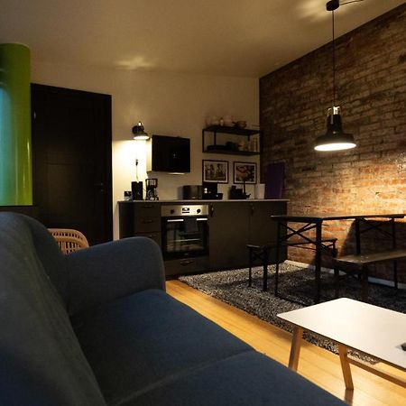 Broncks Apartment 2 - Modern 2-Bedroom In The Heart Of Tórshavn Buitenkant foto