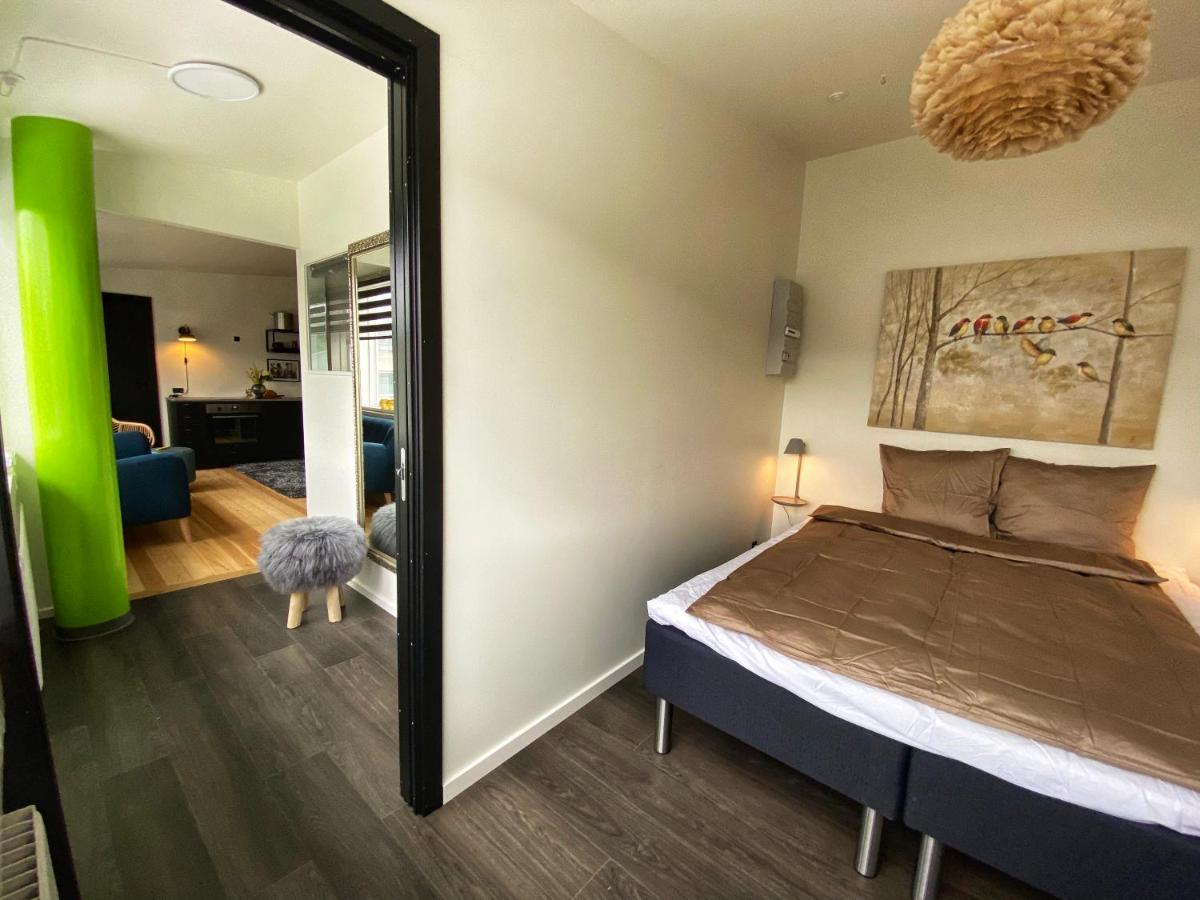 Broncks Apartment 2 - Modern 2-Bedroom In The Heart Of Tórshavn Buitenkant foto