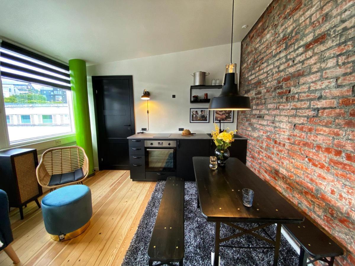 Broncks Apartment 2 - Modern 2-Bedroom In The Heart Of Tórshavn Buitenkant foto