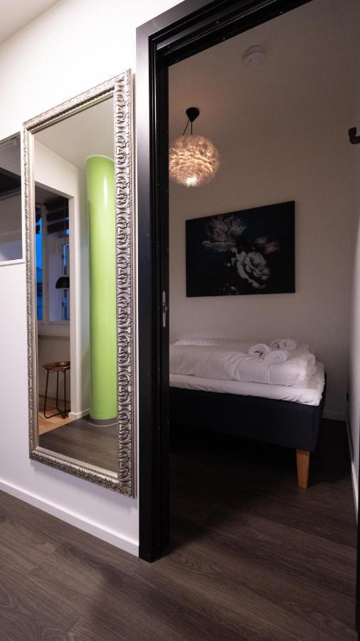 Broncks Apartment 2 - Modern 2-Bedroom In The Heart Of Tórshavn Buitenkant foto